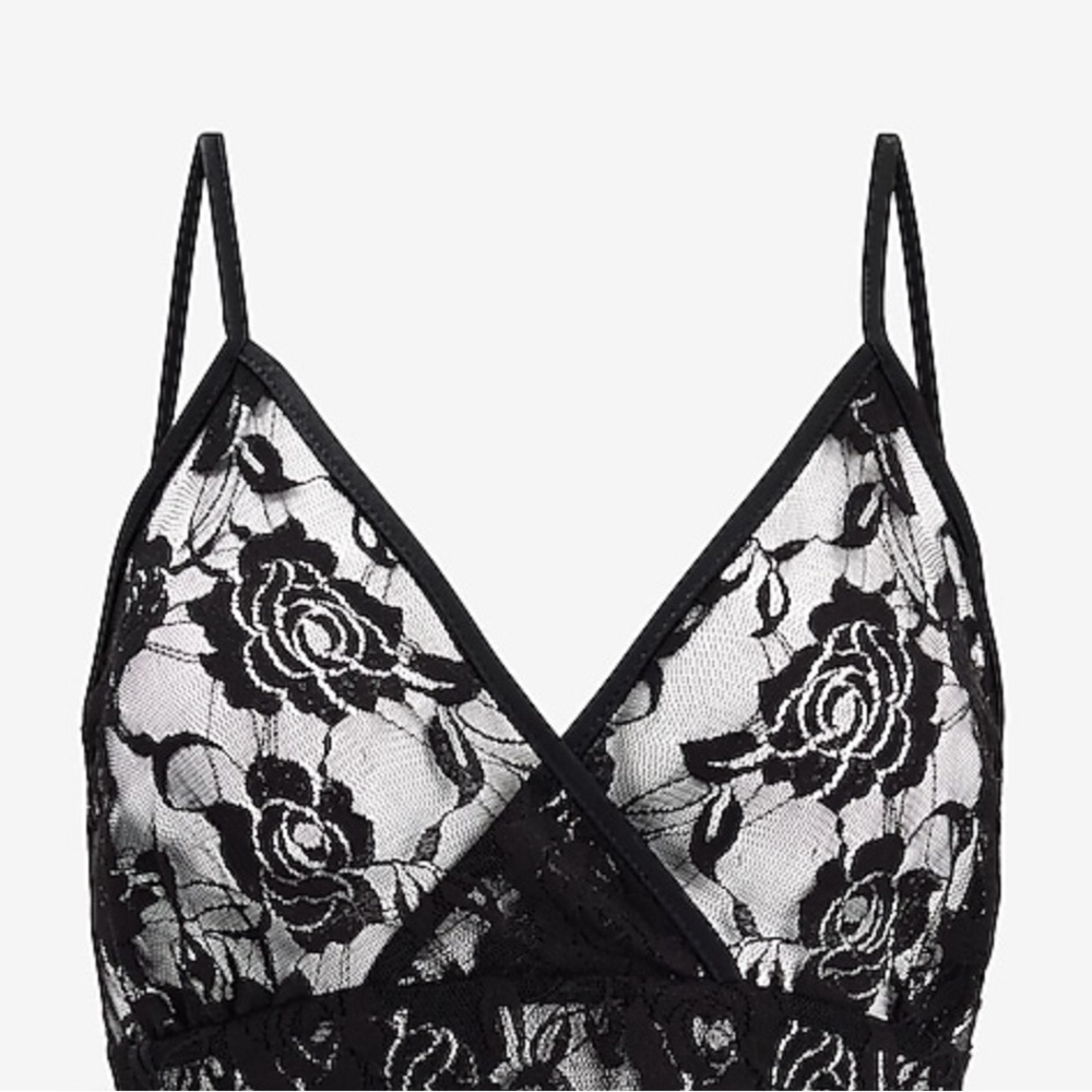 EXPRESS NWT Lace Bralette fun or business casual - sexy black - minimalist